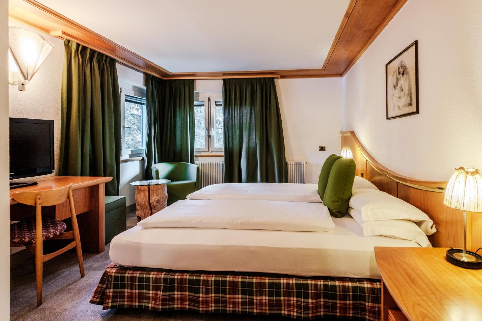 Sporthotel Teresa Badia  Ngoại thất bức ảnh